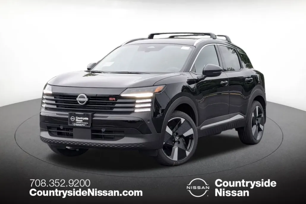 2025 Nissan Kicks SR photo 1
