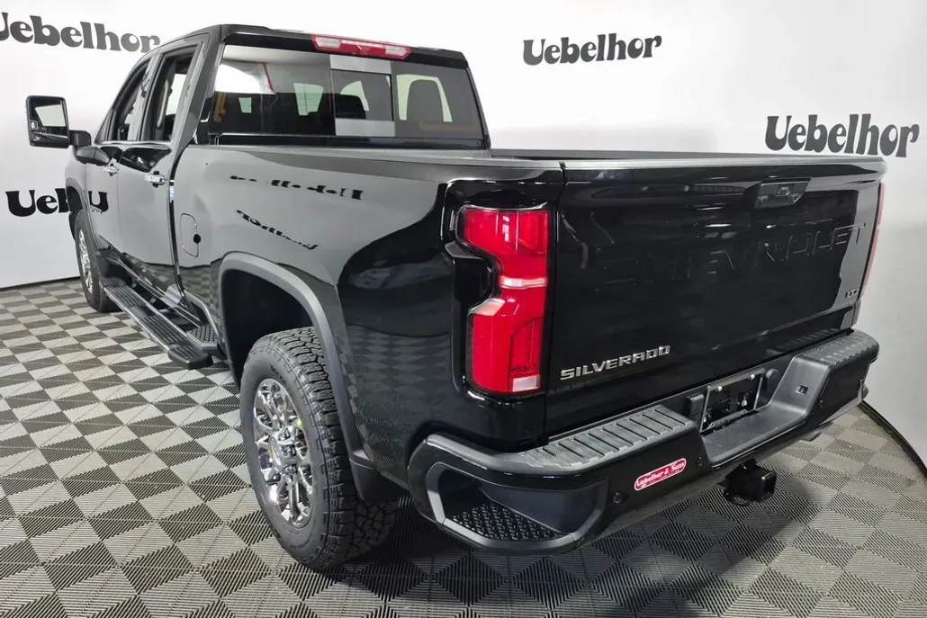 2026 Chevrolet Silverado 2500HD LTZ photo 1