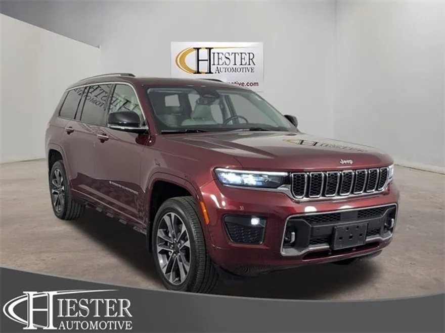2021 Jeep Grand Cherokee Overland photo 1