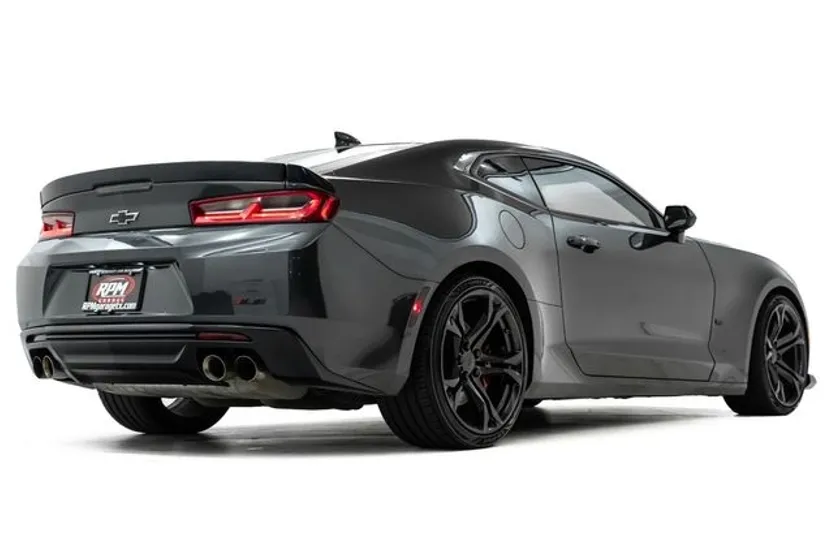 2017 Chevrolet Camaro SS 1LE photo 1