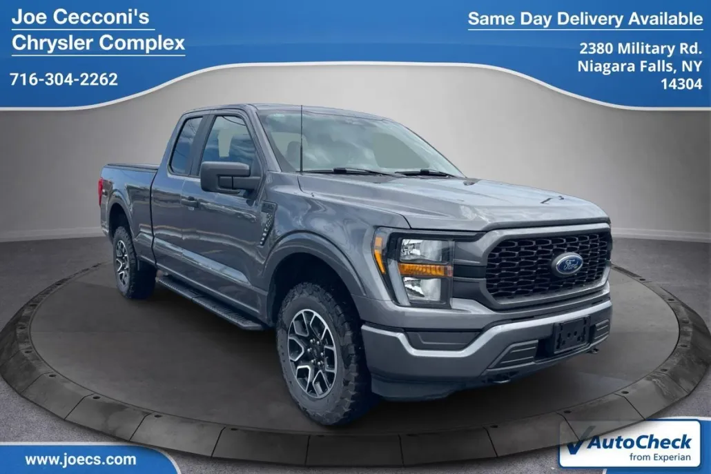 2023 Ford F-150 XL photo 1