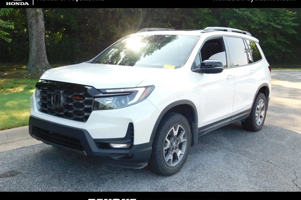 2023 Honda Passport TrailSport photo 1