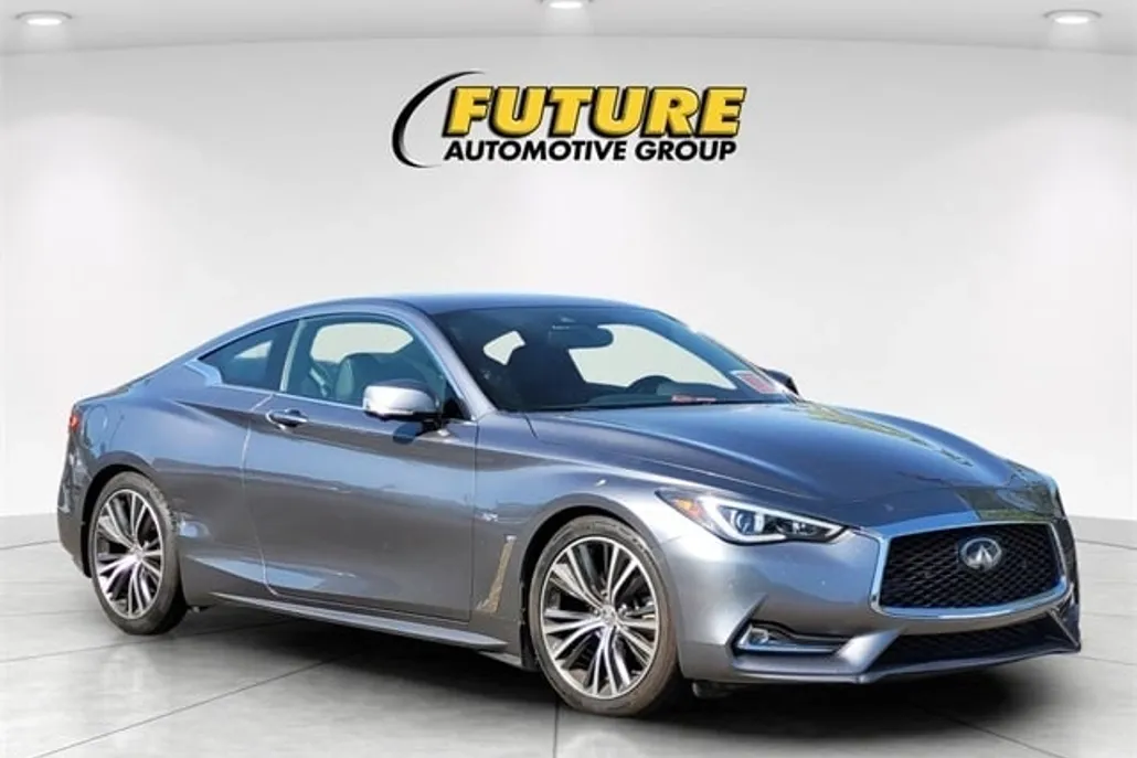 2017 Infiniti Q60 3.0t Premium photo 1