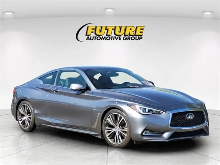 2017 Infiniti Q60 3.0t Premium photo 1