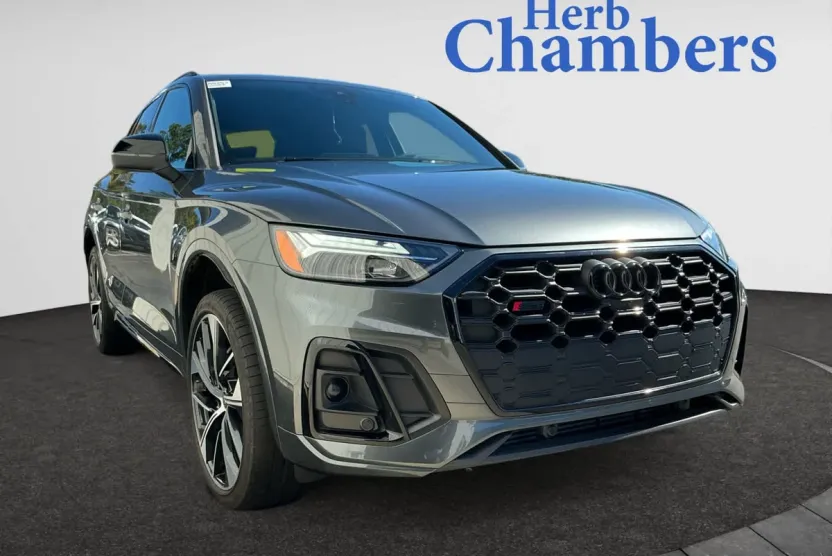 2024 Audi SQ5 Premium Plus photo 1
