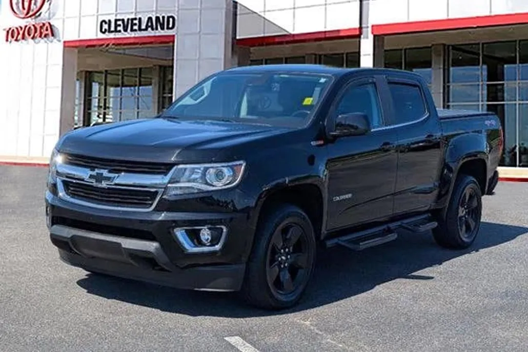 2020 Chevrolet Colorado LT photo 1