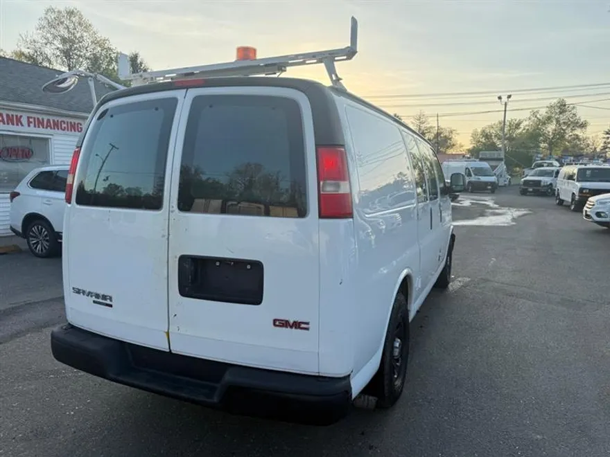 2013 Gmc Savana 1500 Cargo photo 1