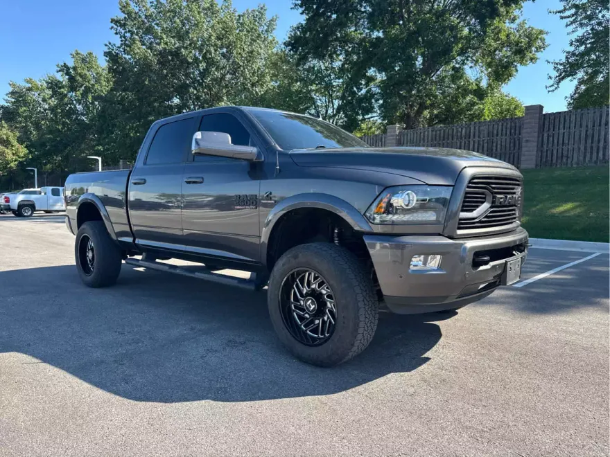 2018 Ram 2500 Laramie photo 1