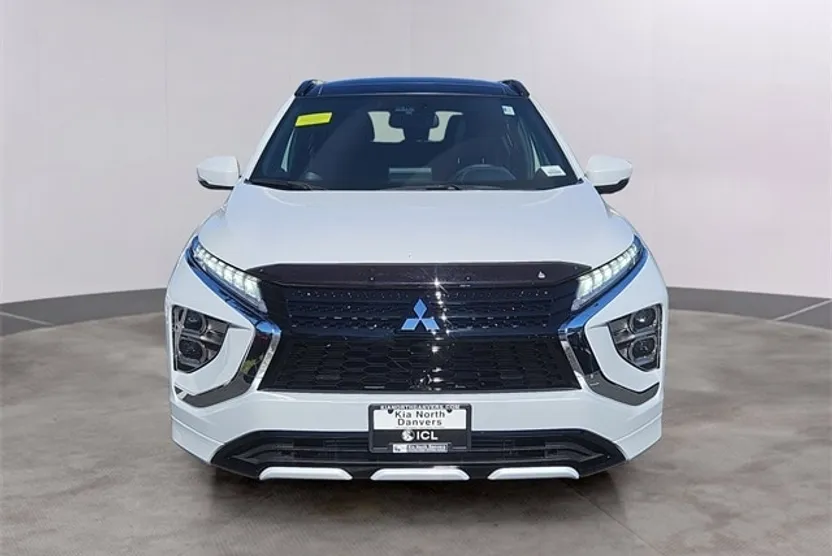2024 Mitsubishi Eclipse Cross SEL photo 1