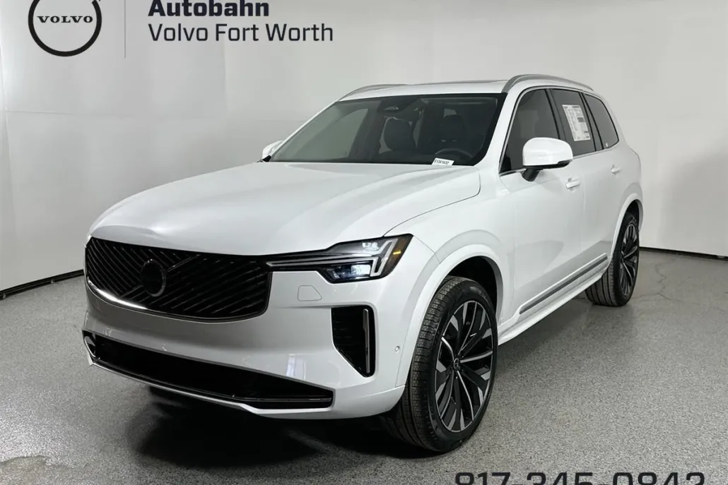 2025 Volvo XC90 AWD Plus photo 1