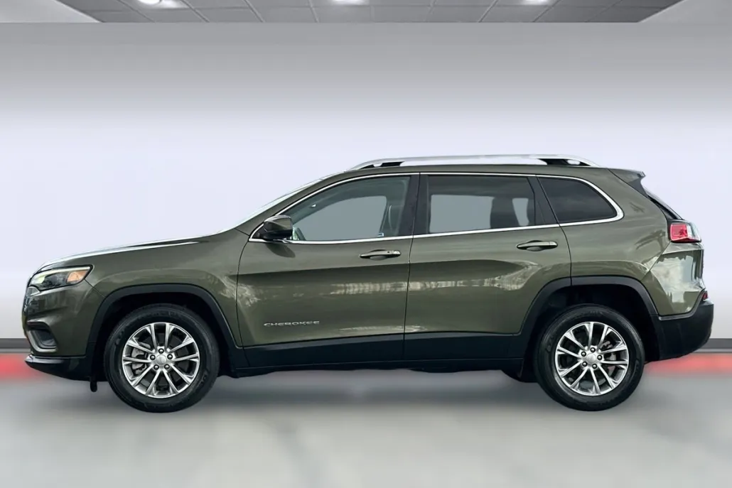2021 Jeep Cherokee Latitude photo 1
