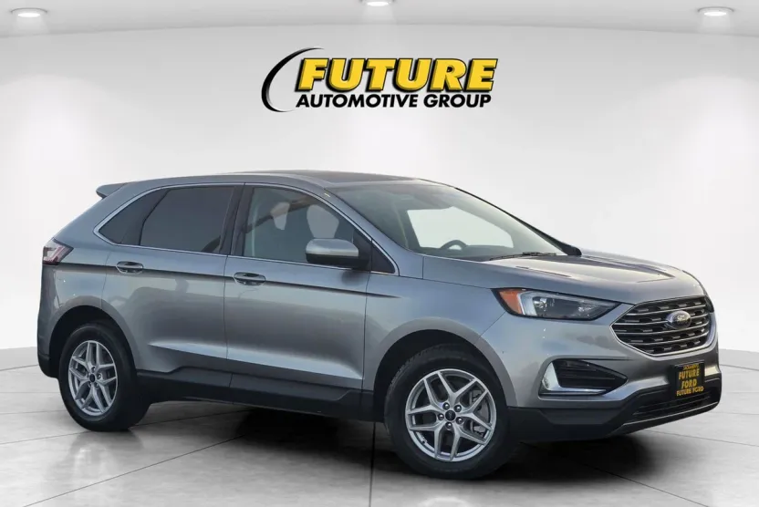2022 Ford Edge SEL photo 1