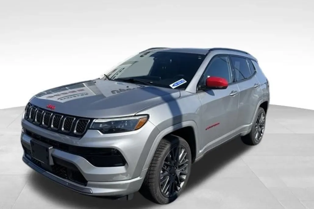 2023 Jeep Compass Limited photo 1