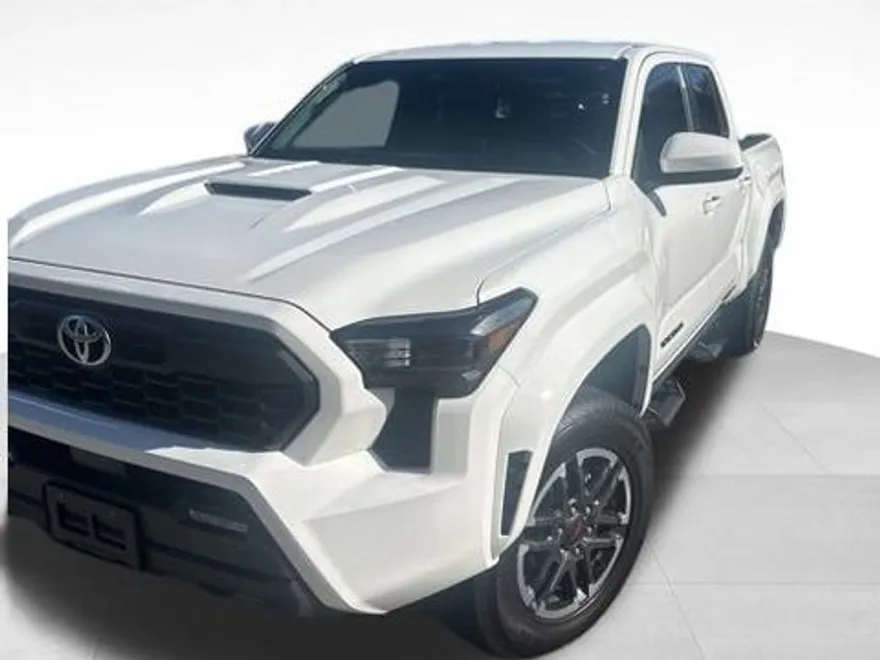 2025 Toyota Tacoma TRD Sport photo 1