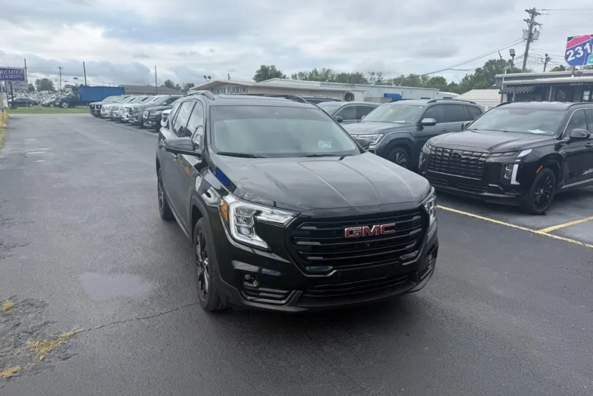 2024 Gmc Terrain SLT photo 1