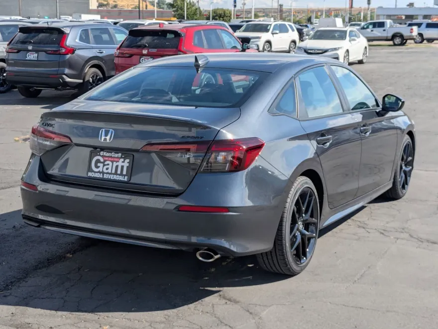 2026 Honda Civic Sport photo 1