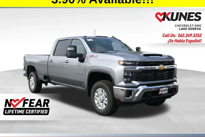 2025 Chevrolet Silverado 3500HD LT photo 1