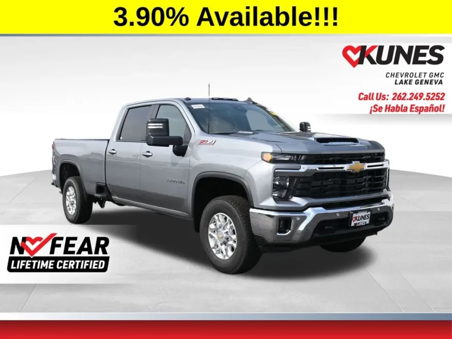2025 Chevrolet Silverado 3500HD LT photo 1