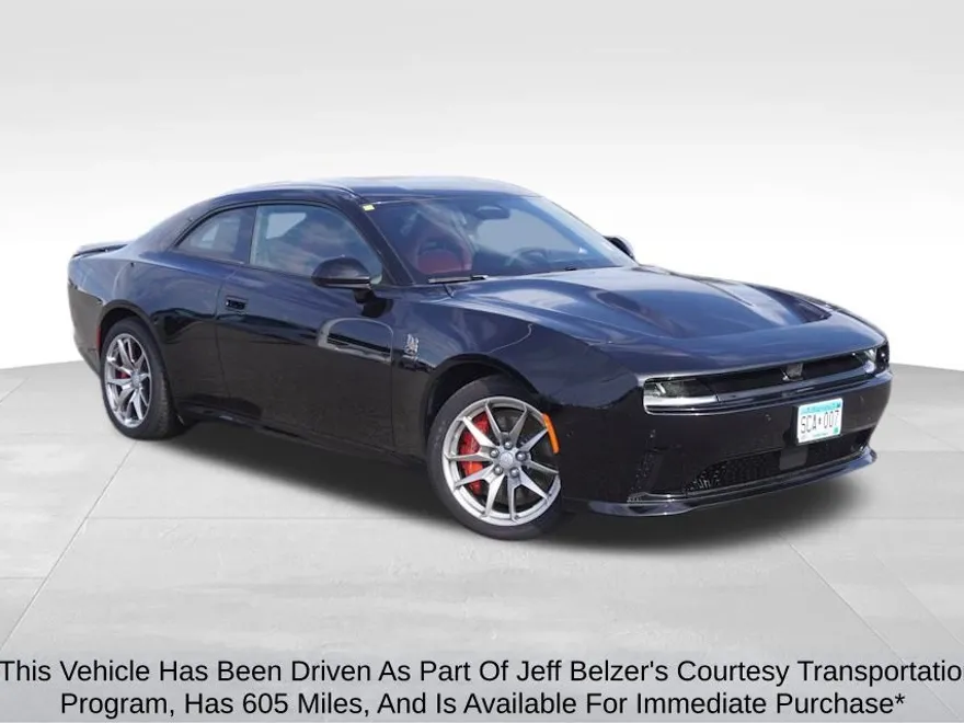 2025 Dodge Charger R/T Scat Pack photo 1