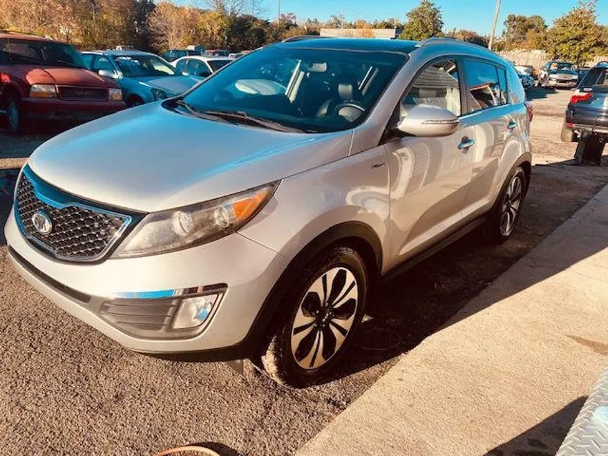 2012 Kia Sportage SX photo 1