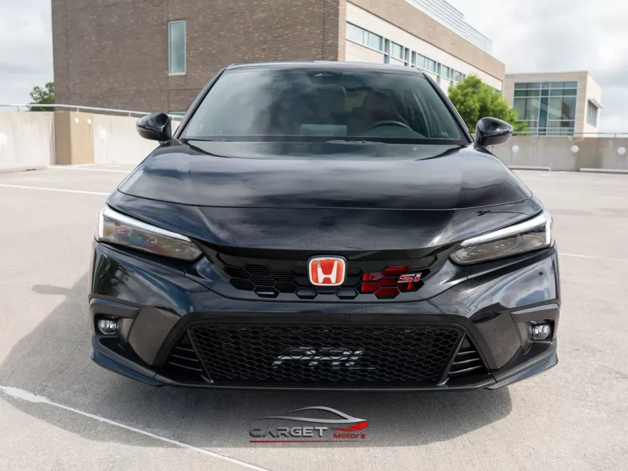 2024 Honda Civic Si photo 1