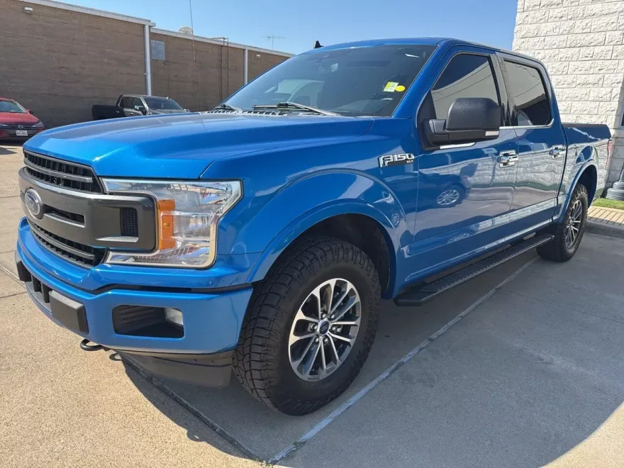 2019 Ford F-150 XLT photo 1