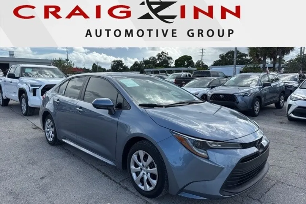 2024 Toyota Corolla LE photo 1