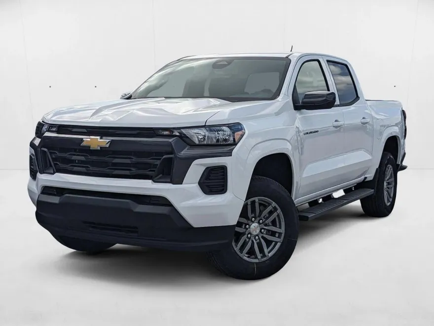 2025 Chevrolet Colorado LT photo 1