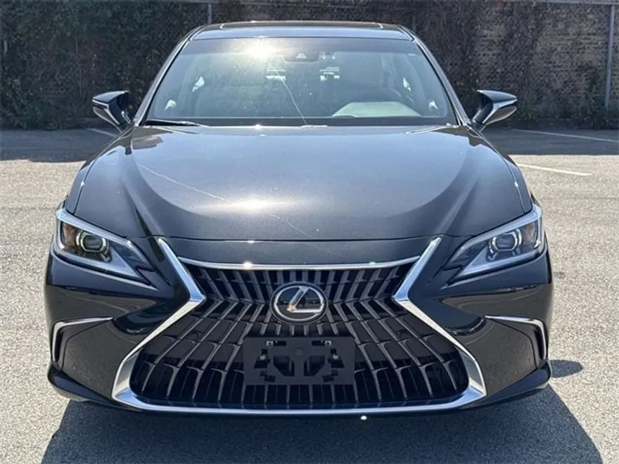 2025 Lexus ES 300h Base photo 1