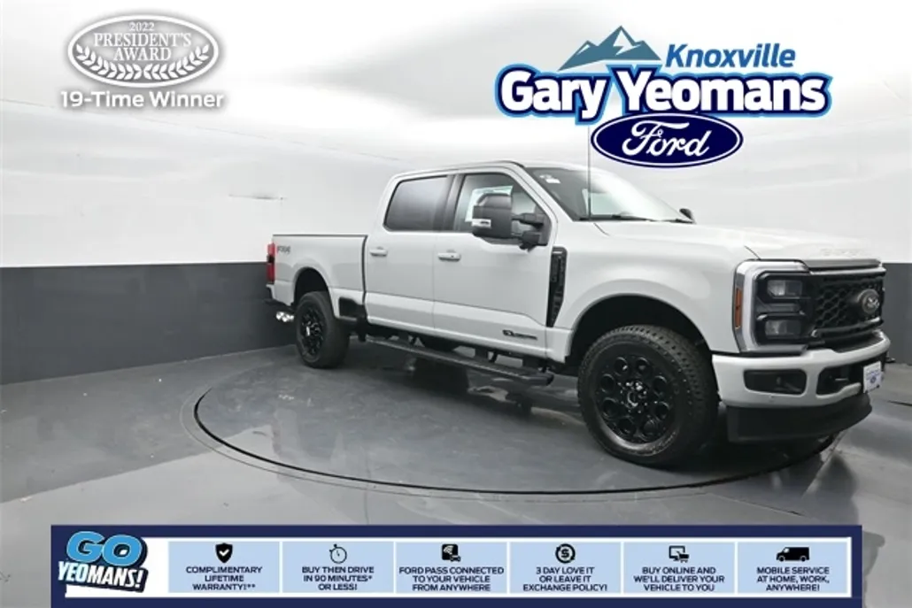 2025 Ford F-350 Lariat photo 1