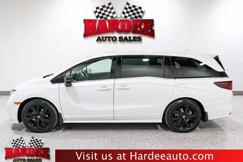 2024 Honda Odyssey Sport photo 1