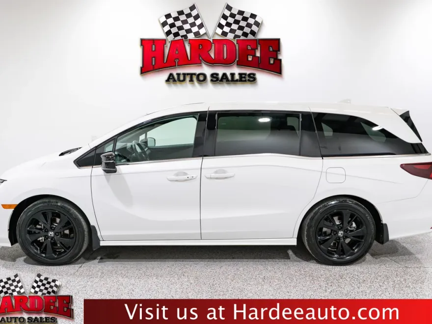 2024 Honda Odyssey Sport photo 1