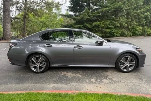 2016 Lexus GS 450h photo 3