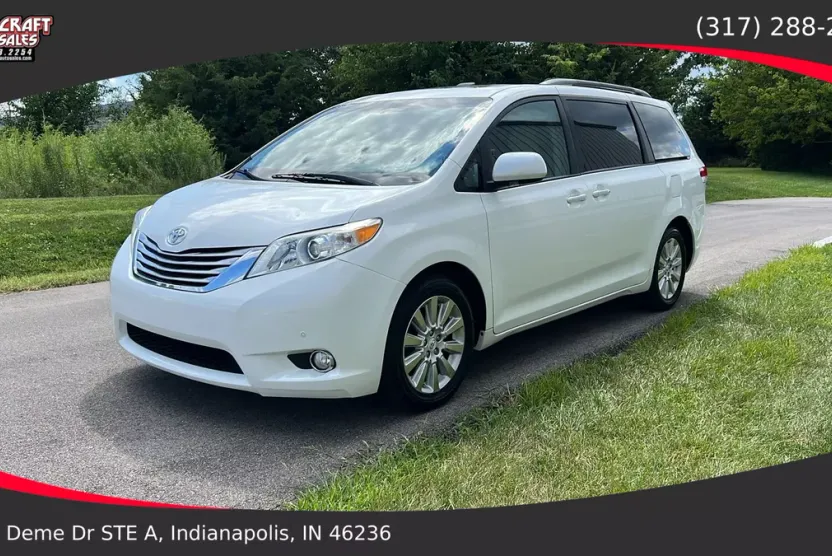 2011 Toyota Sienna Limited photo 1