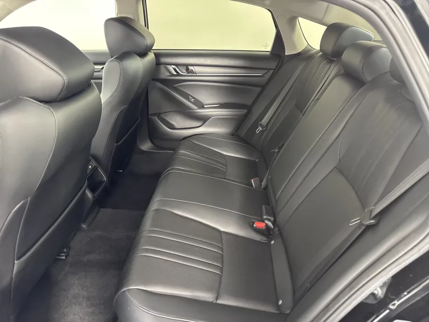 2022 Honda Accord Sport SE photo 1