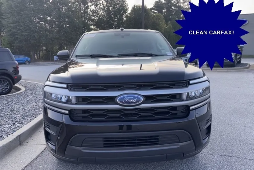 2024 Ford Expedition XLT photo 1