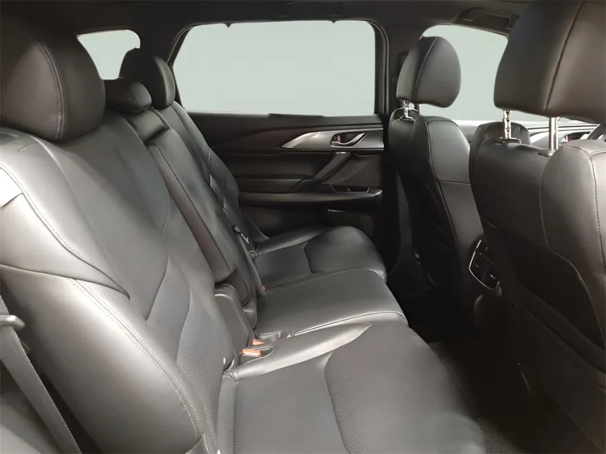 2016 Mazda CX-9 Grand Touring photo 1