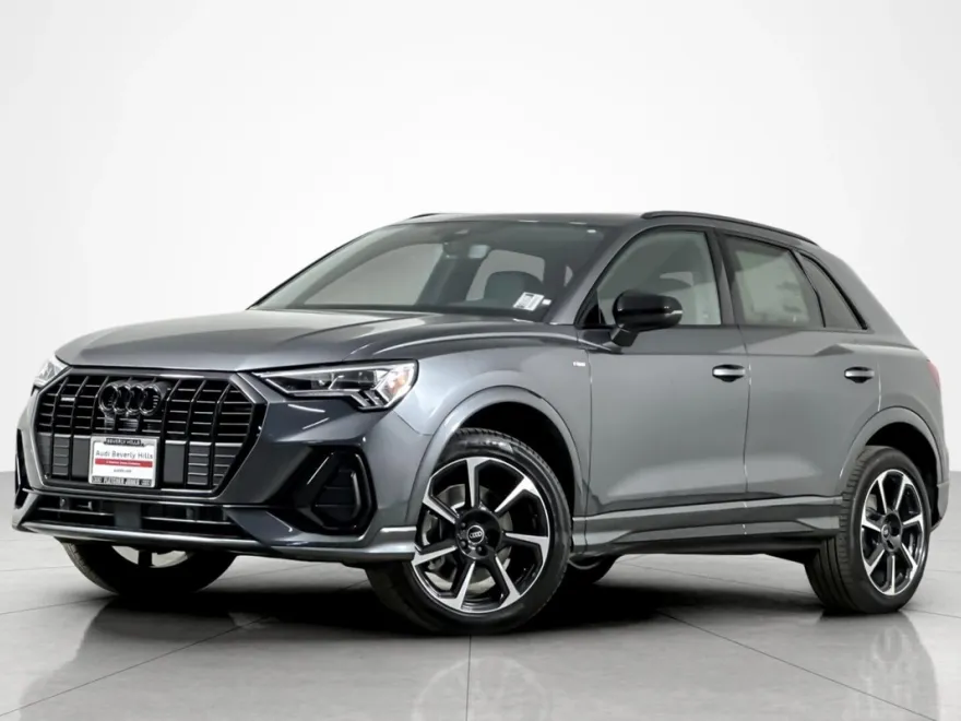 2025 Audi Q3 S line Premium Plus 45 TFSI photo 1