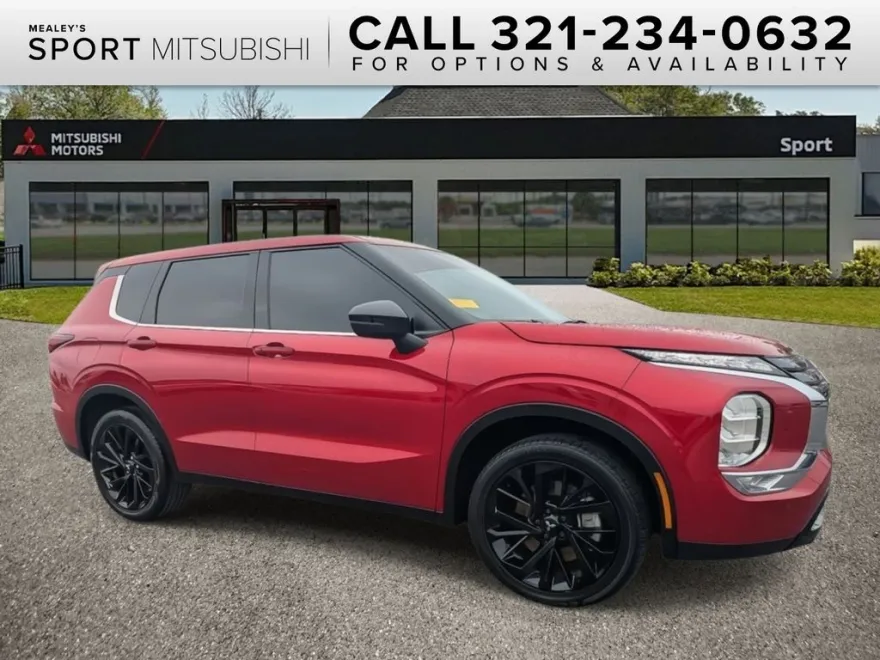 2025 Mitsubishi Outlander SE photo 1