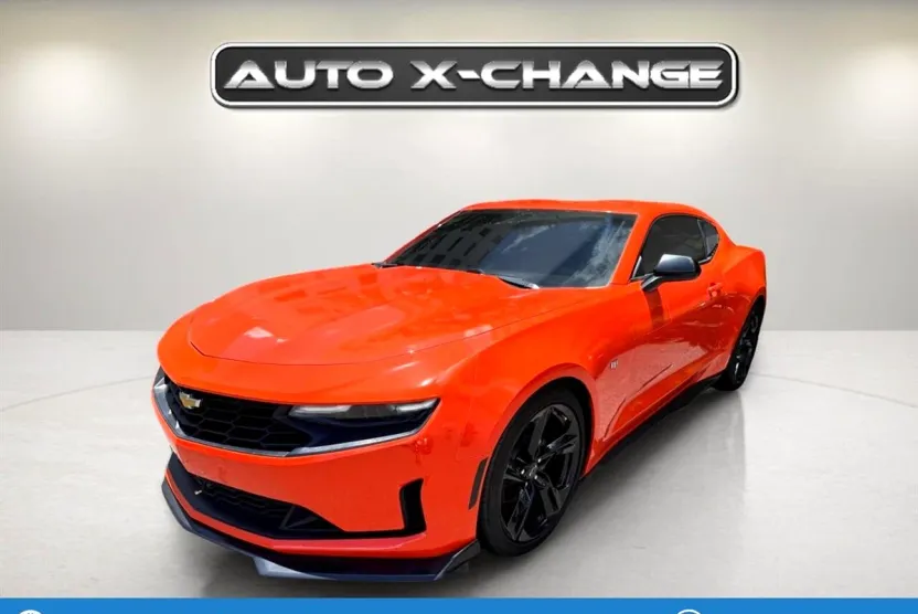 2020 Chevrolet Camaro 1LT photo 1