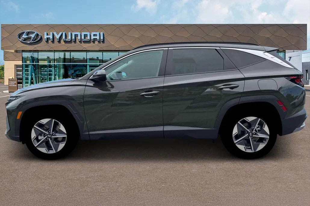 2026 Hyundai Tucson SEL photo 1