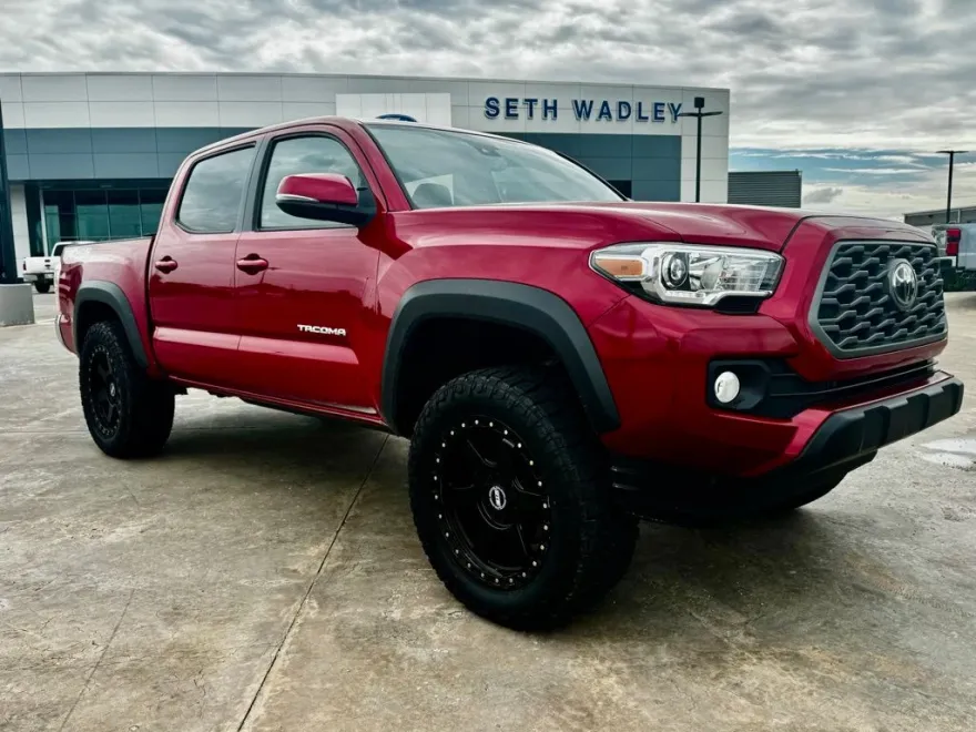 2022 Toyota Tacoma TRD Off-Road V6 photo 1