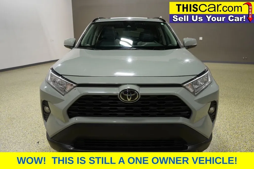 2021 Toyota RAV4 XLE Premium photo 1