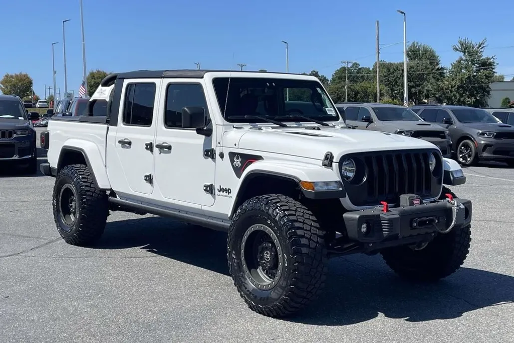 2021 Jeep Gladiator Sport photo 1
