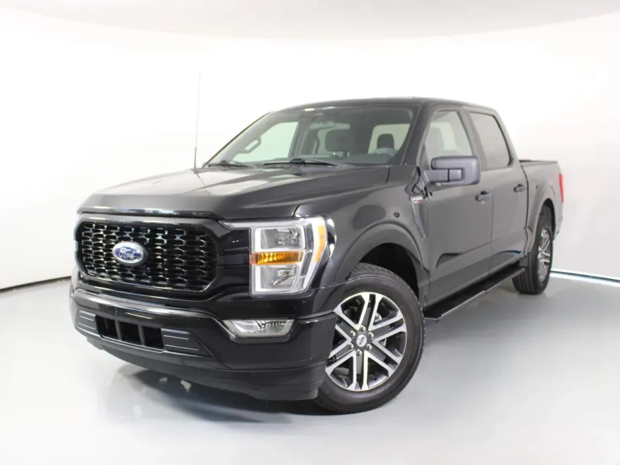 2022 Ford F-150 XL photo 1