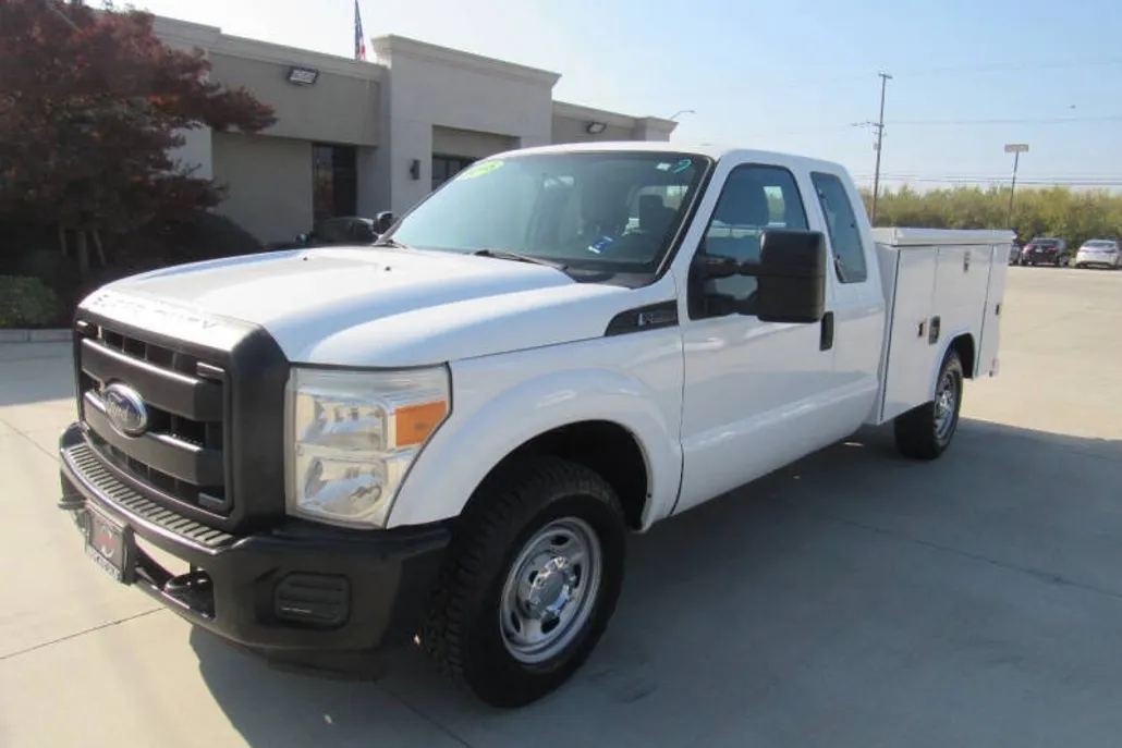 2015 Ford F-250 XL photo 1