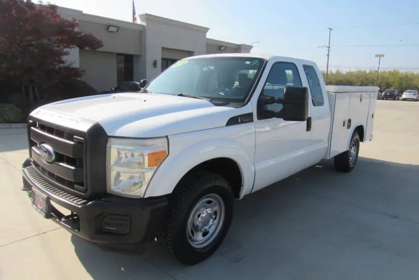 2015 Ford F-250 XL photo 1
