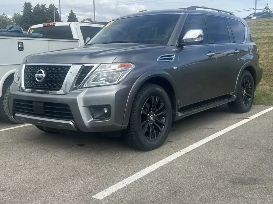 2020 Nissan Armada Platinum photo 1