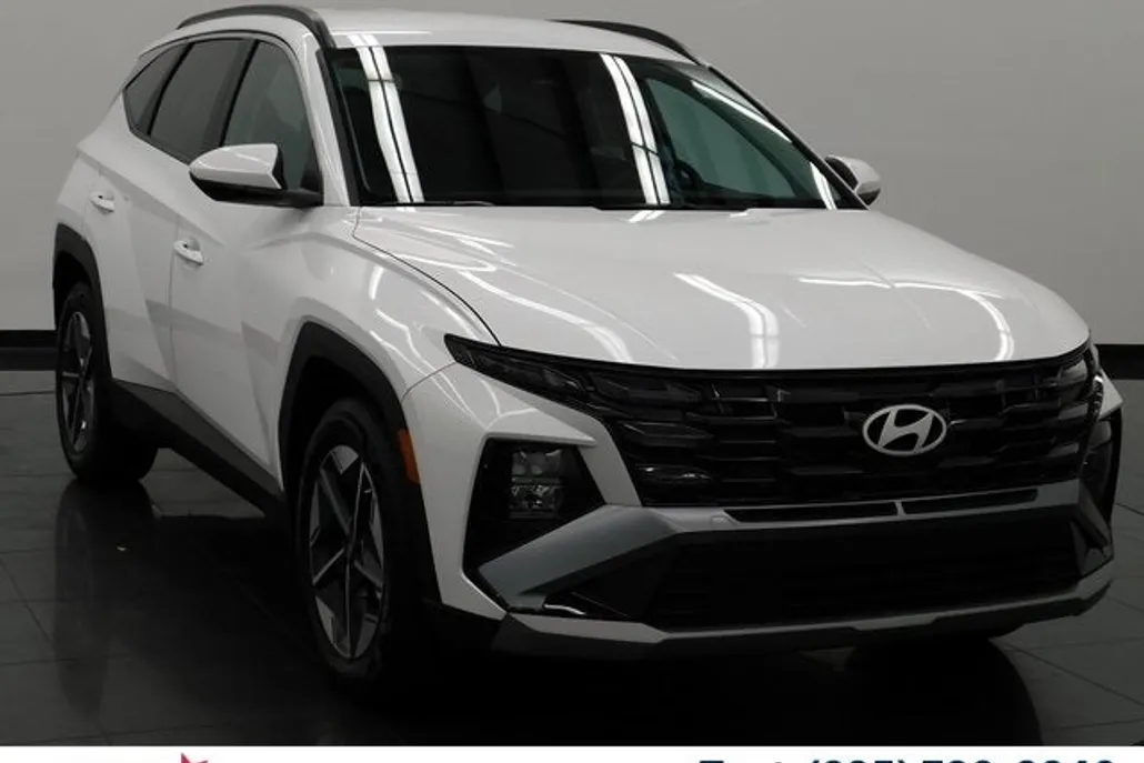 2025 Hyundai Tucson SEL photo 1