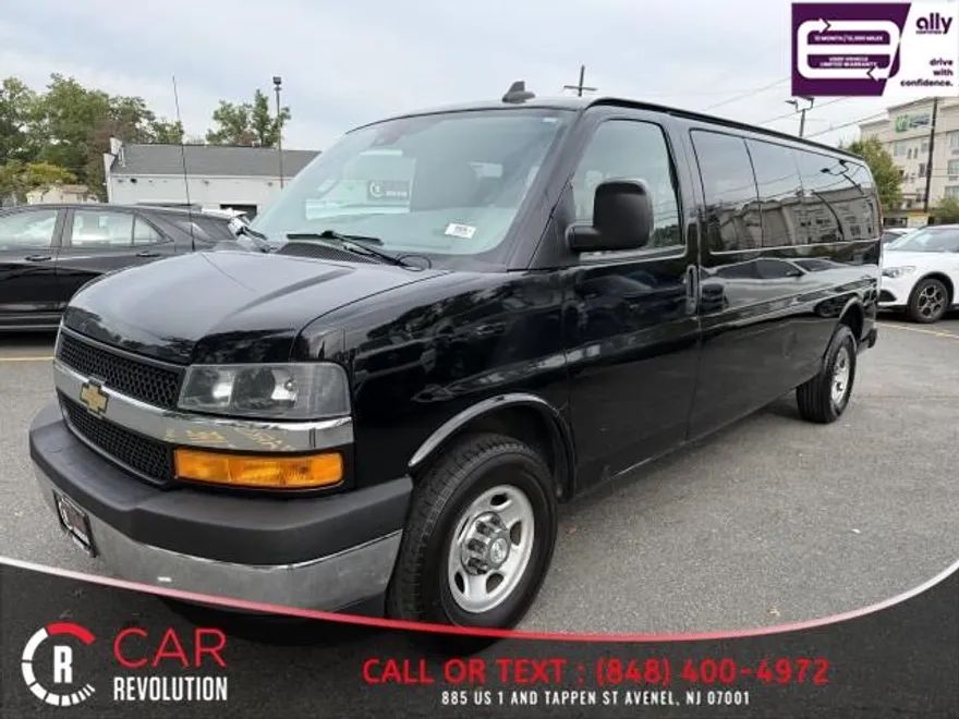 2020 Chevrolet Express Passenger LT 3500 photo 1